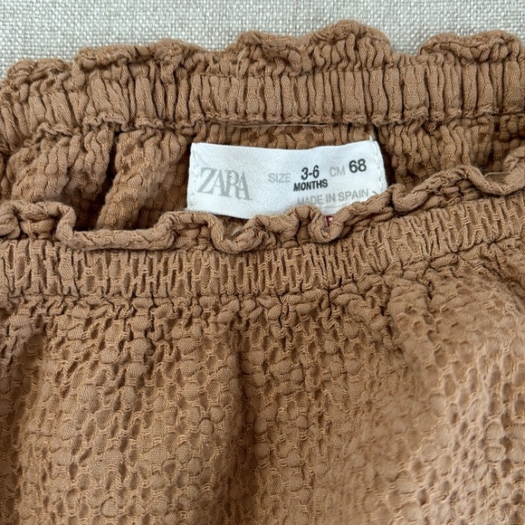 ‼️ SOLD ‼️ Zara bloomer shorts for baby 3-6 months - Picture 2 of 2